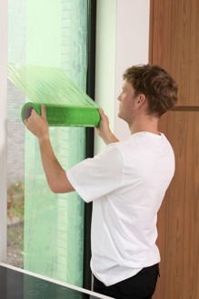 Mynd af Plast yfirbreiðsla m. límborða 25cm x 100m