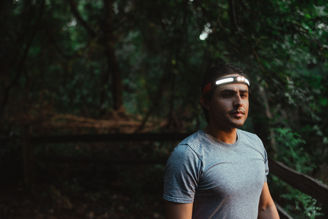 Mynd af Höfuðljós NEBO Curv Hybrid 600 lumen