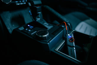 Mynd af Vasaljós NEBO Edge 2000 lumen