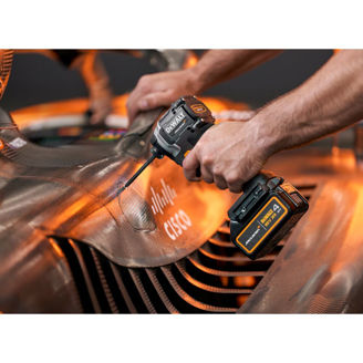 Mynd af DEWALT 18V XR högg skrúfvél - 2 x 4,0 Ah rafhlöður